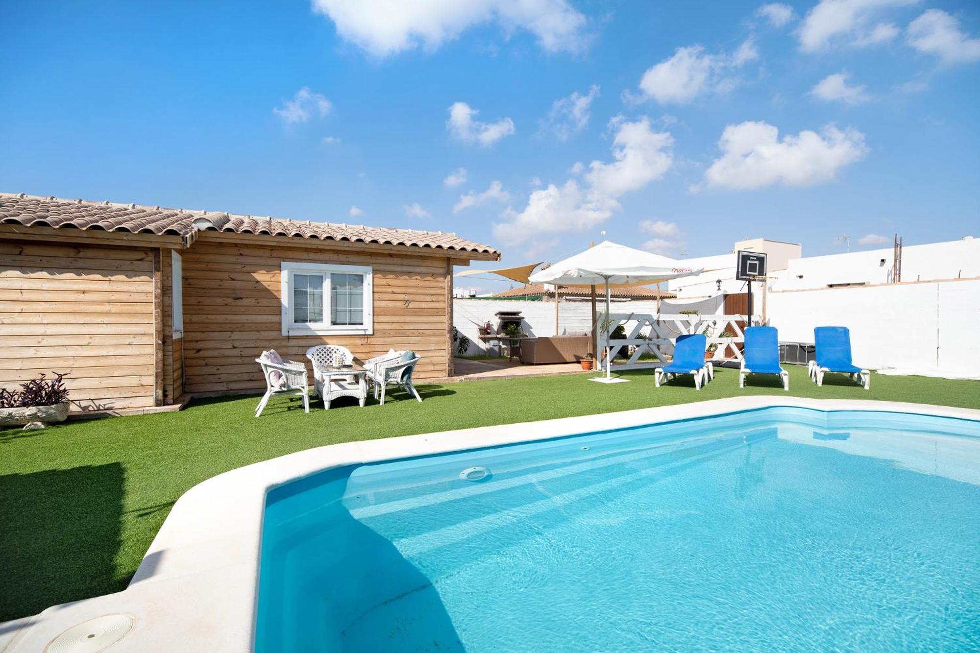 Villa Fuego - Solo Familias Chiclana de la Frontera Ngoại thất bức ảnh